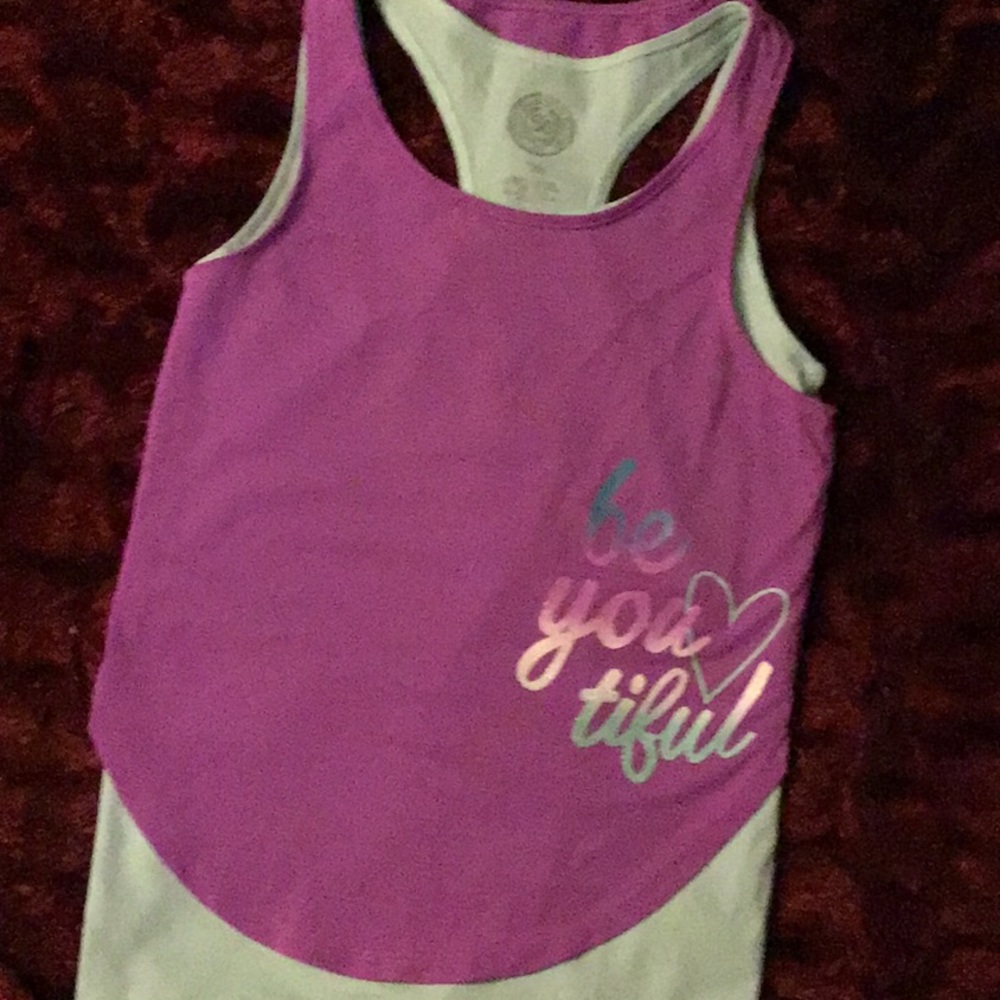 Girl’s size 7/8 top